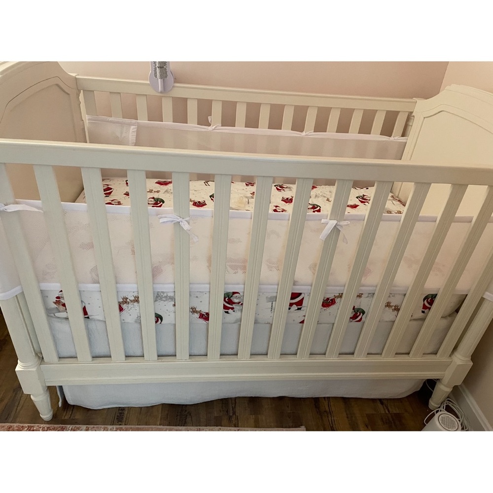 Pottery barn Kids cotton crib skirt